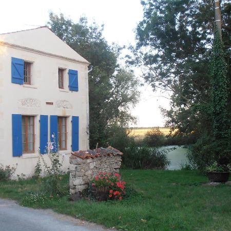 Bed and Breakfast La Platiere Yves Екстер'єр фото