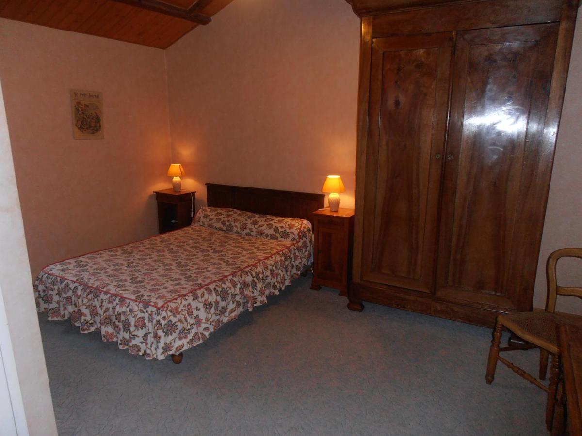 Bed and Breakfast La Platiere Yves Екстер'єр фото